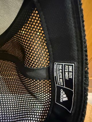 Gorra Adidas Negra Malla