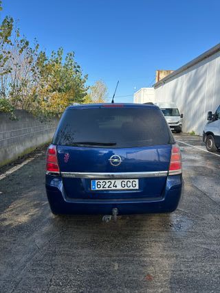 Opel Zafira 7 plazas + enganche | 321.423 km