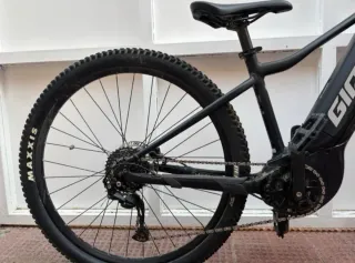 Bici Eléctrica Giant E1 Talla S 29
