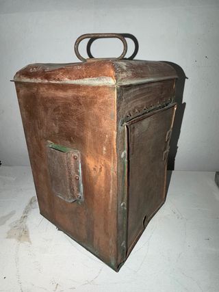 Fanale nautico antico in rame con lente Fresnel