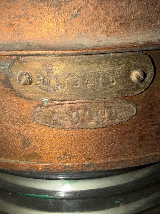 Farol náutico cobre antiguo lente Fresnel