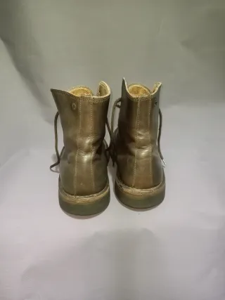 Botines de cuero marrón