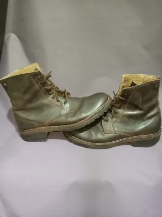 Botines de cuero marrón