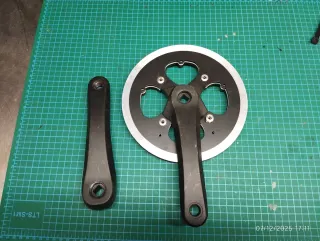 Platos y bielas de bicicleta