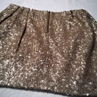 Falda dorada lentejuelas talla única. Ideal fiesta