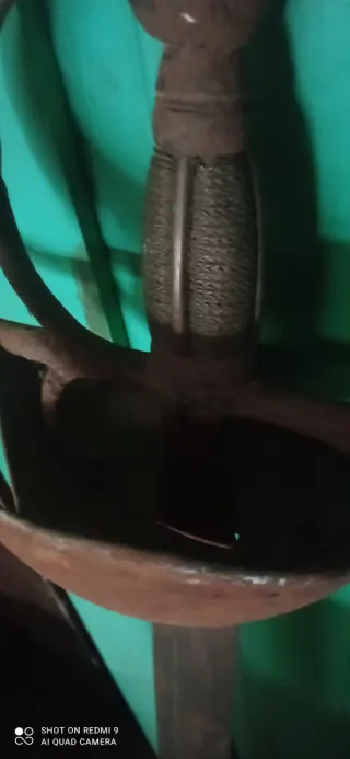 Espada decorativa antigua