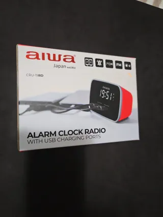 Radio Despertador Aiwa Roja