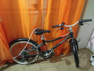 Bicicleta Riverside Negra