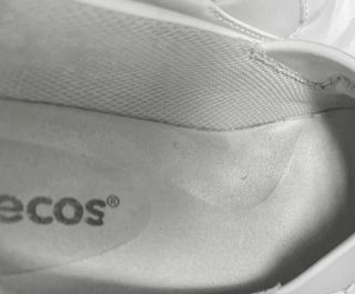 Zapatos Suecos Health+Tech, cómodos, blancos