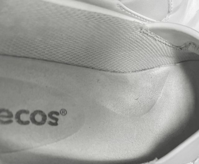 Zapatos Suecos Health+Tech, cómodos, blancos