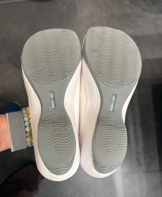 Zapatos Suecos Health+Tech, cómodos, blancos