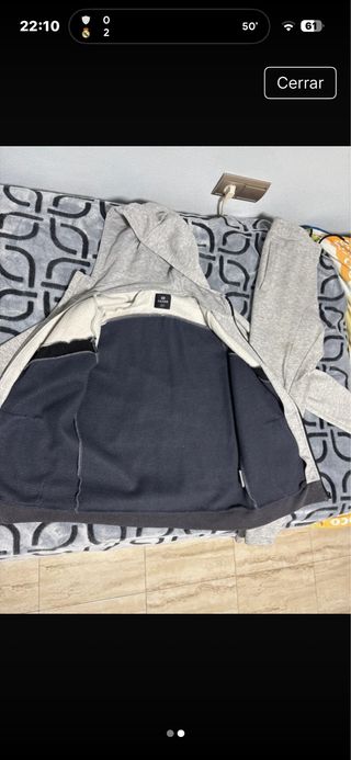 Chándal gris y negro