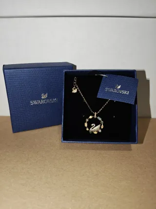 Collar Swarovski Cisne Círculo