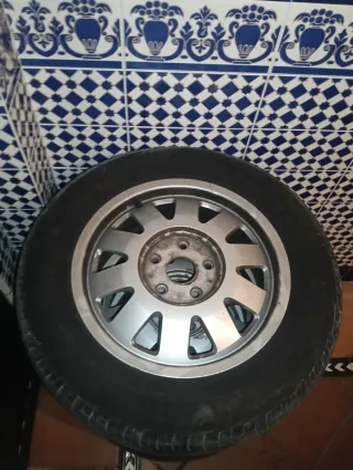 Llantas 15 Aluminio SIN GOMAS.