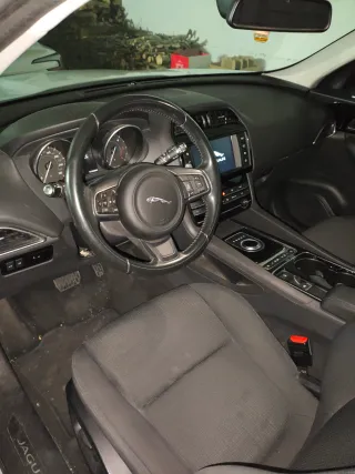 Jaguar F-Pace 2017