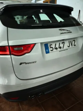 Jaguar F-Pace 2017