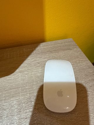 iMac 21.5” 2019 Plata