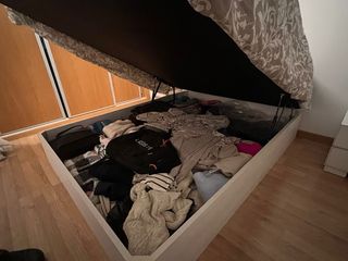 Cama Matrimonio Beige y Blanca