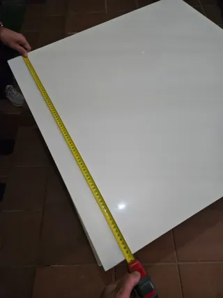 Mesa de centro blanca de madera