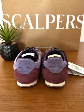 Zapatillas Scalpers moradas