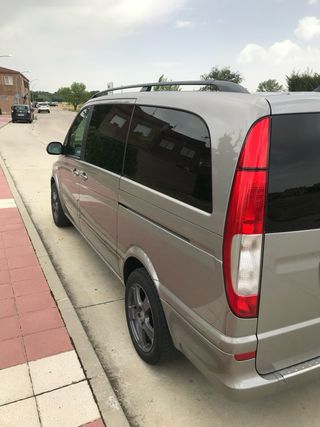 Mercedes-Benz Viano 2009