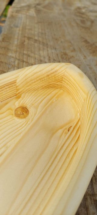 Bandeja de madera con forma de pez