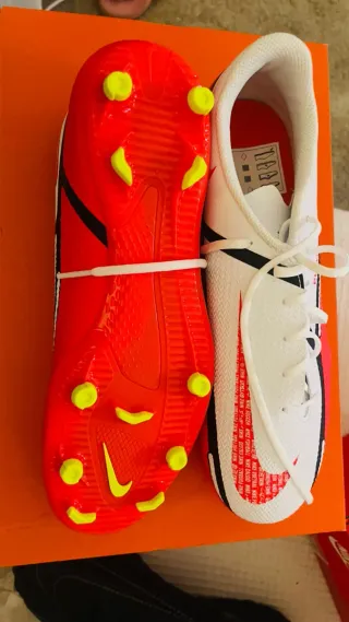 Zapatillas Fútbol Nike Phantom Blancas Rojas