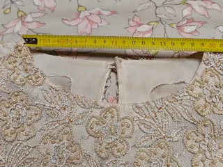 Blusa chic bordada a mano (modista)