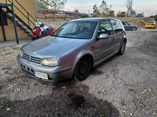 Volkswagen Golf 2002
