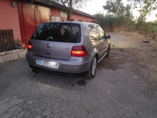 Volkswagen Golf 2002