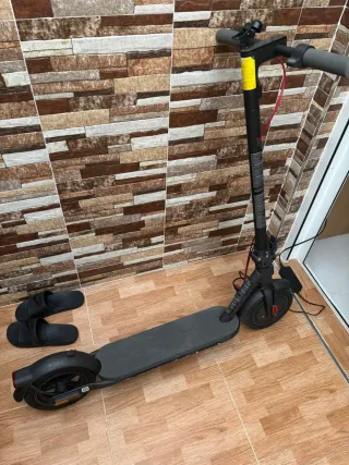 Patinete Eléctrico Xiaomi Scooter 4
