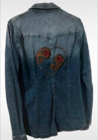 Camisa vaquera customizada corazón