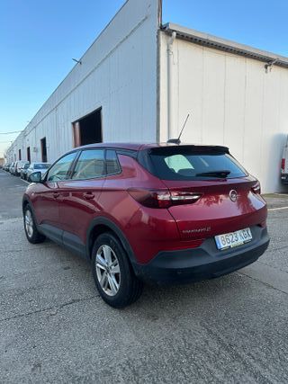 Grandland X 1.6 2018 + mantenimientos al día