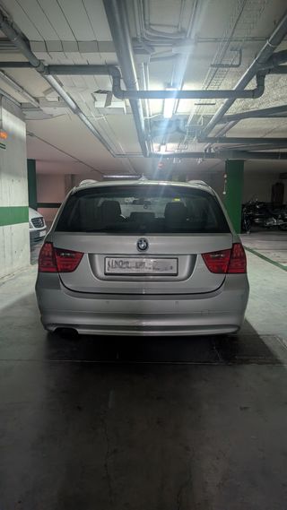 BMW Serie 318D 2012 touring eficient Drive