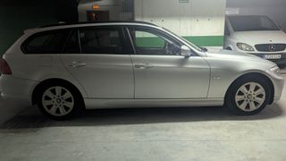 BMW Serie 318D 2012 touring eficient Drive