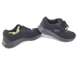 Zapatillas Skechers Negras