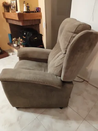 Sillón eléctrico reclinable beige