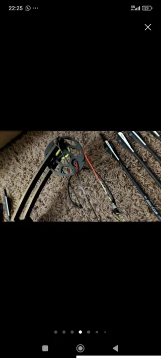 Arco con pulegge e frecce