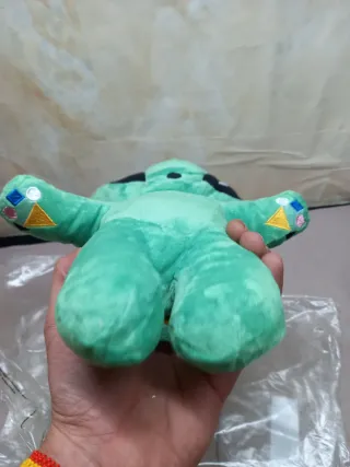 Peluche alieno verde