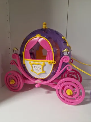 Carruaje Princesas Barbie con Caballo