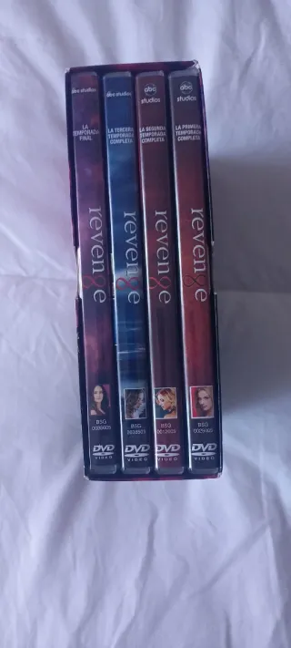 Revenge Serie Completa DVD Temporadas 1-4