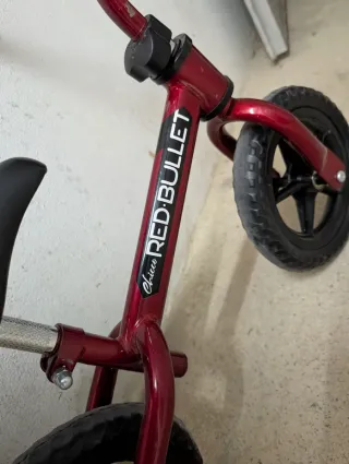 Bicicleta de equilibrio RED BULLET