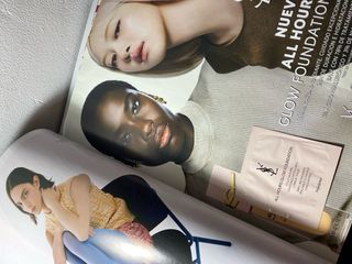 Burdeos revistas Vogue + agenda 2026