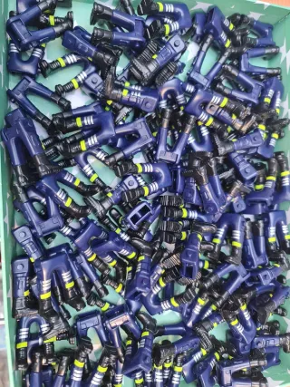 Piernas Playmobil Azul y Amarillo