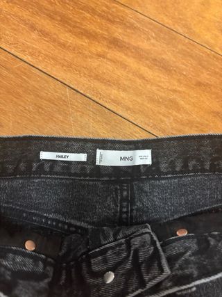 Falda vaquera negra Mango