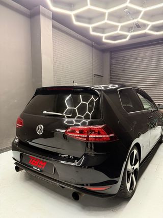 Volkswagen Golf 7 gti performance .