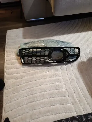 Parrilla antiniebla Audi avant A4 b7