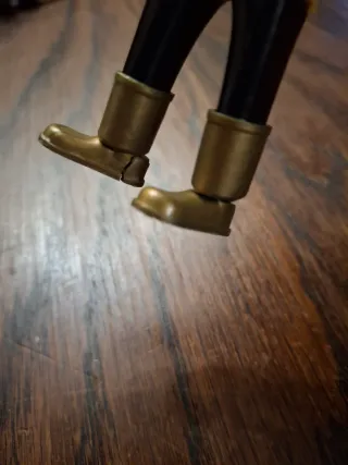 Figuras Zooland y Airgam Boy