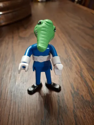 Figuras Zooland y Airgam Boy