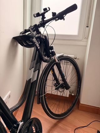 Bicicleta Cloot Adventure 7.2 Disc Negra